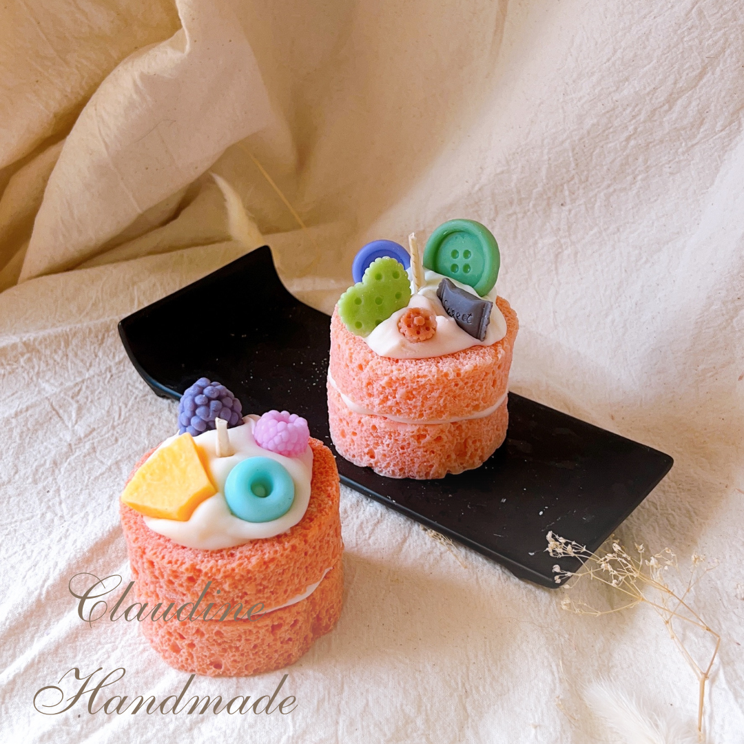 Any 2 cake candles
